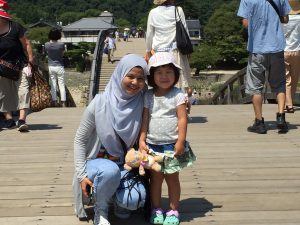 マレーシアのゲストと幼稚園児